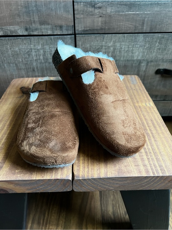 Amazon Shoes - Women’s Brown Faux-Suede Slip-On Clog with White Shearling